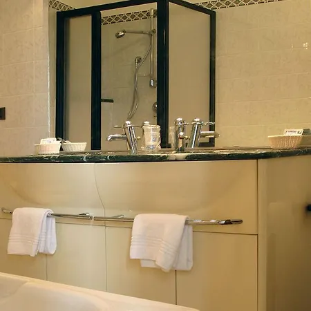 Il Molo Di Aurora Apartment