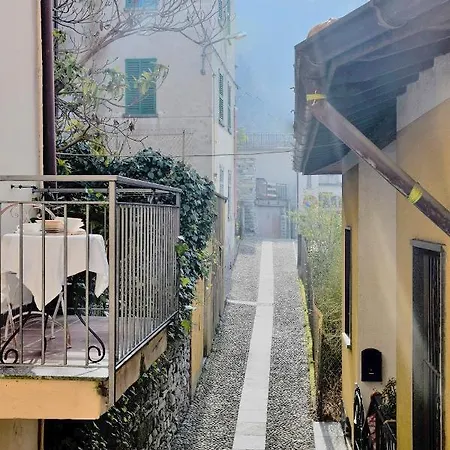 公寓 Il Molo Di Aurora