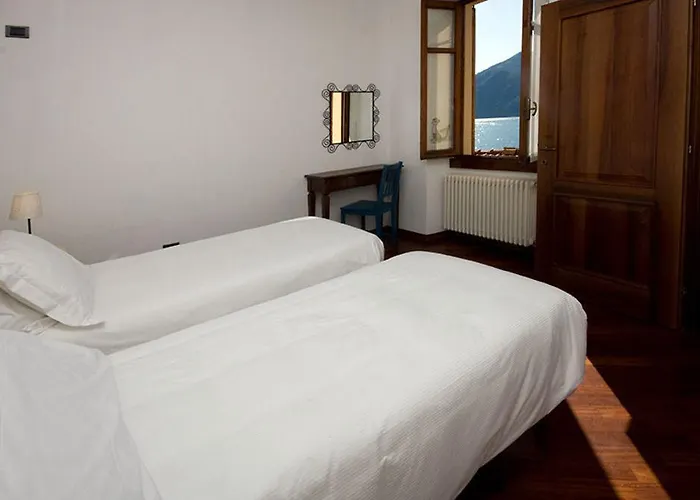 Il Molo Di Aurora *